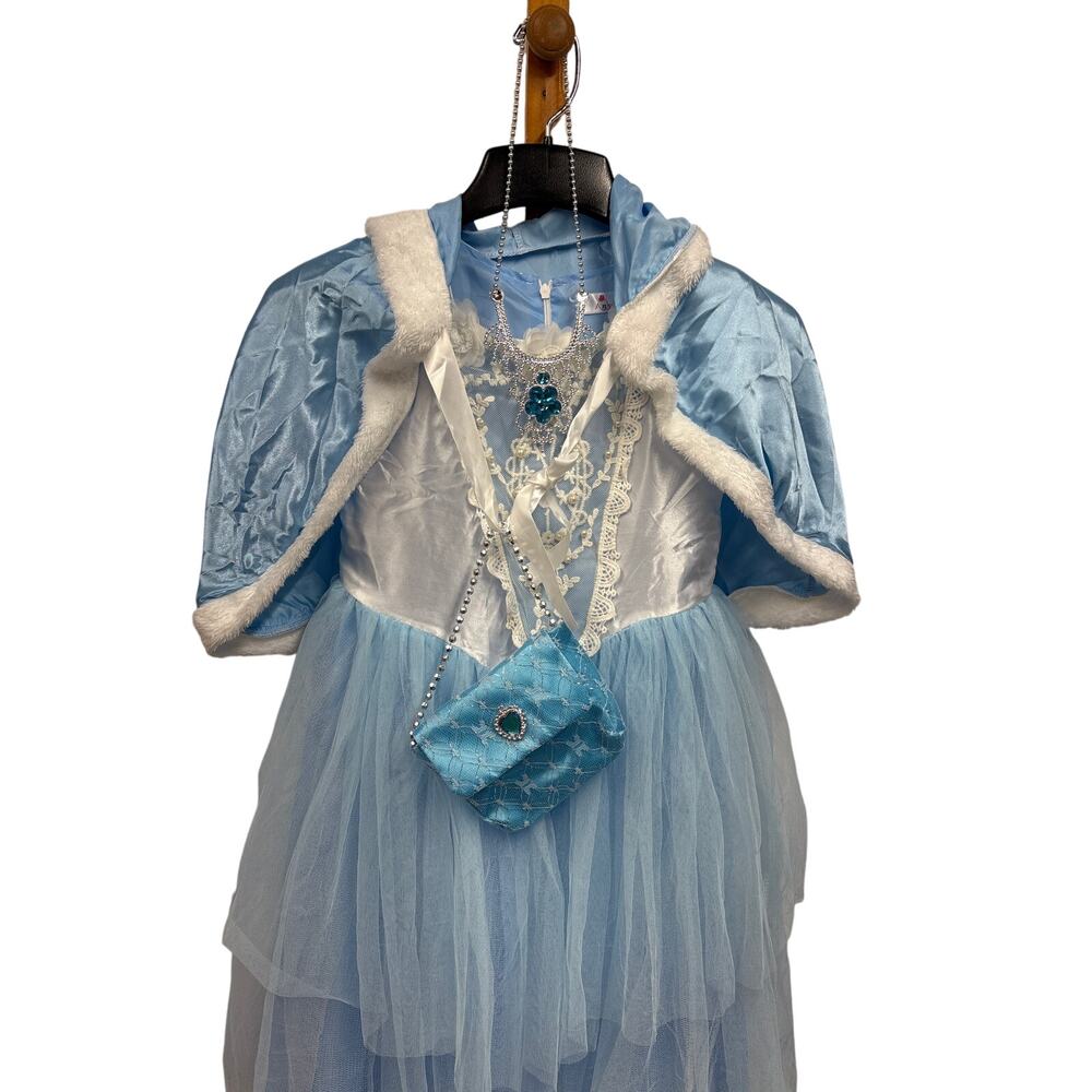Child girl Classic blue Cinderella dress, cape&purse 6-8 yrs Halloween costume - Picture 3 of 9